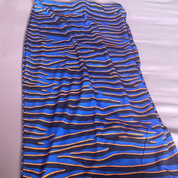 MIDI skirt - Picture 1 of 1